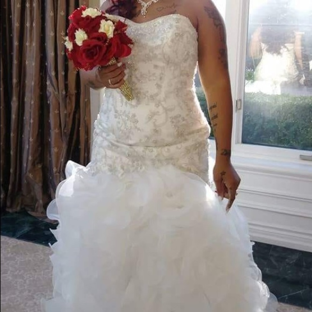 My wedding dress !